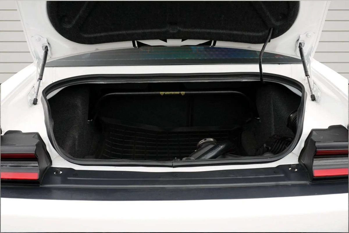 Used 2019 Dodge Challenger SXT RWD image 13