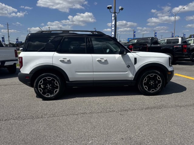 New 2026 Ford Bronco Sport Outer Banks AWD/4WD image 4