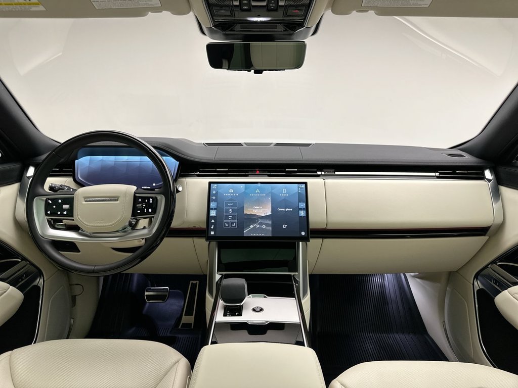Certified 2026 Land Rover Range Rover SE AWD/4WD image 20