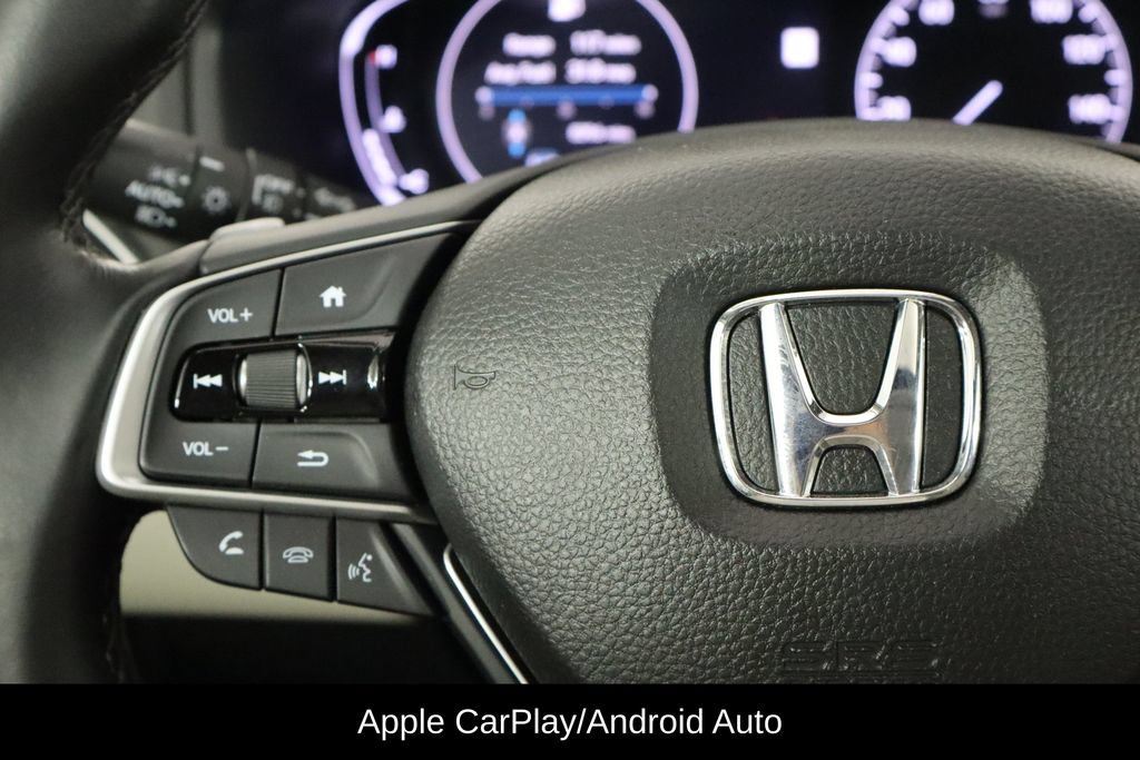 Used 2018 Honda Accord Touring image 8