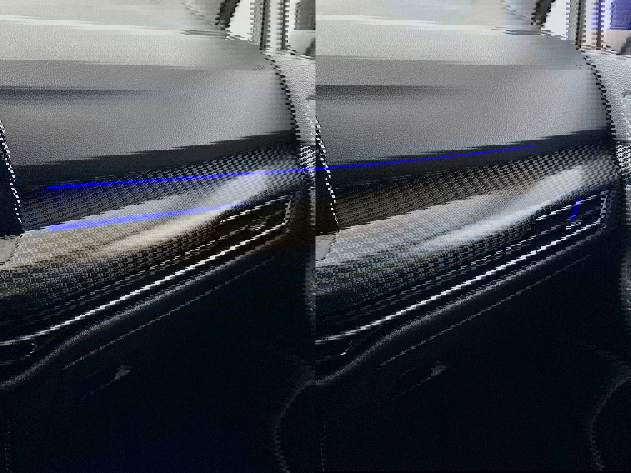 Used 2023 Volkswagen Golf 20th Anniversary Edition image 16