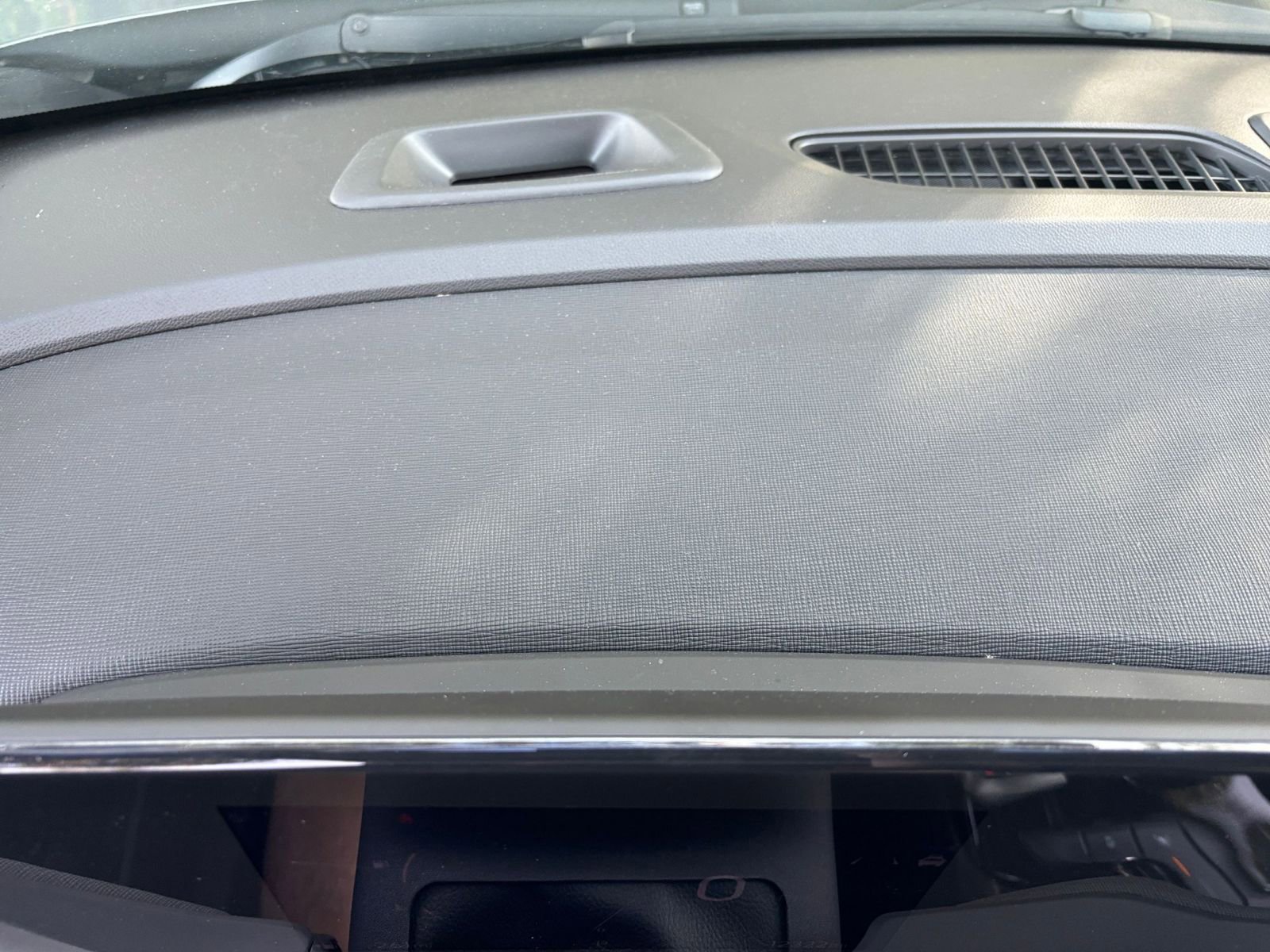 Used 2025 Buick Envista Sport Touring image 34