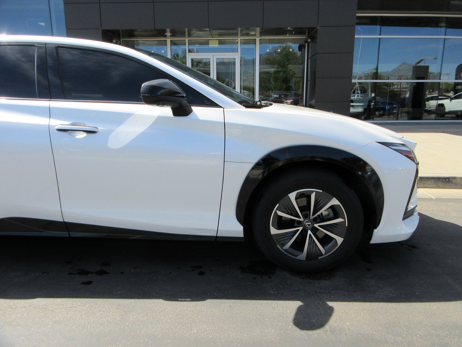 Used 2023 Lexus RZ 450e Premium w/ Technology Package AWD/4WD image 12
