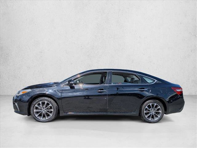 Used 2018 Toyota Avalon XLE Premium w/ All Weather Liner Package image 2