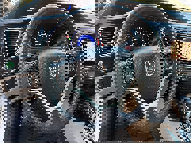 Used 2014 Honda Civic EX-L image 17