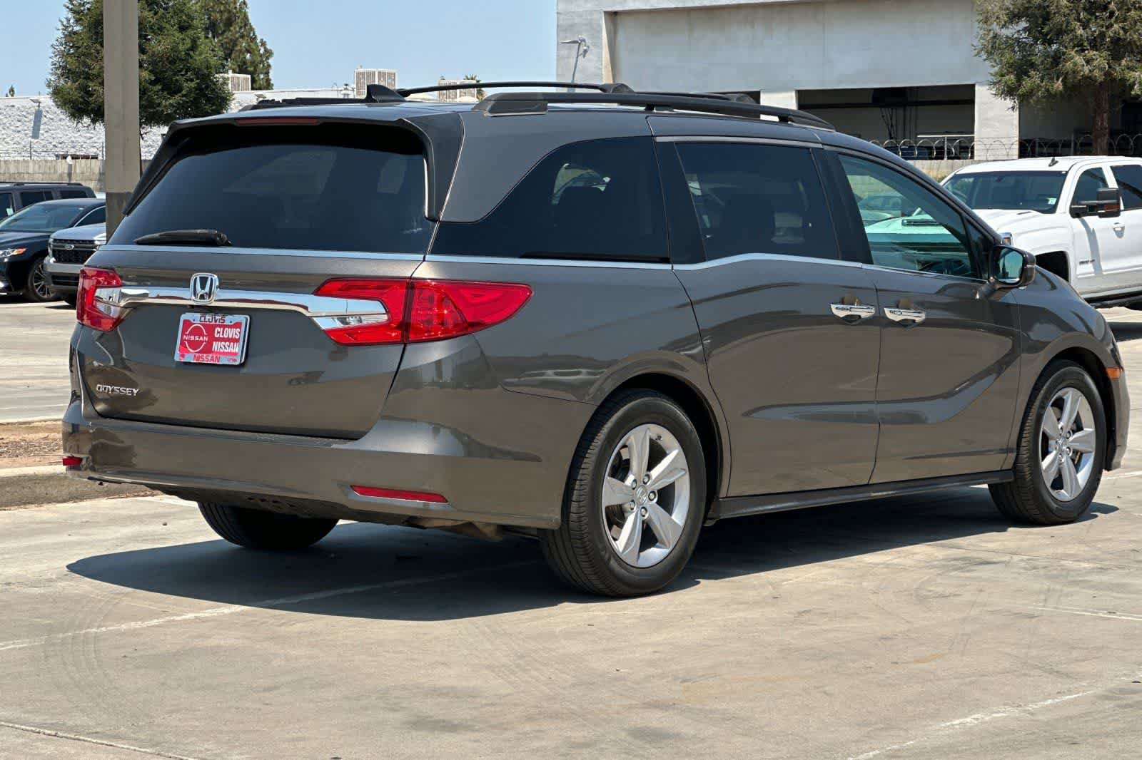 Used 2019 Honda Odyssey EX image 3