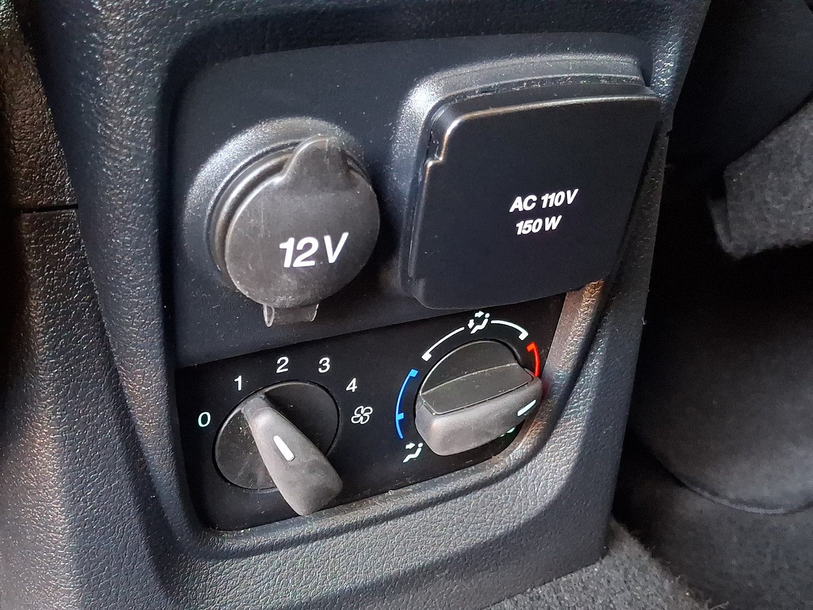 Used 2021 Ford Transit Connect XLT FWD image 12