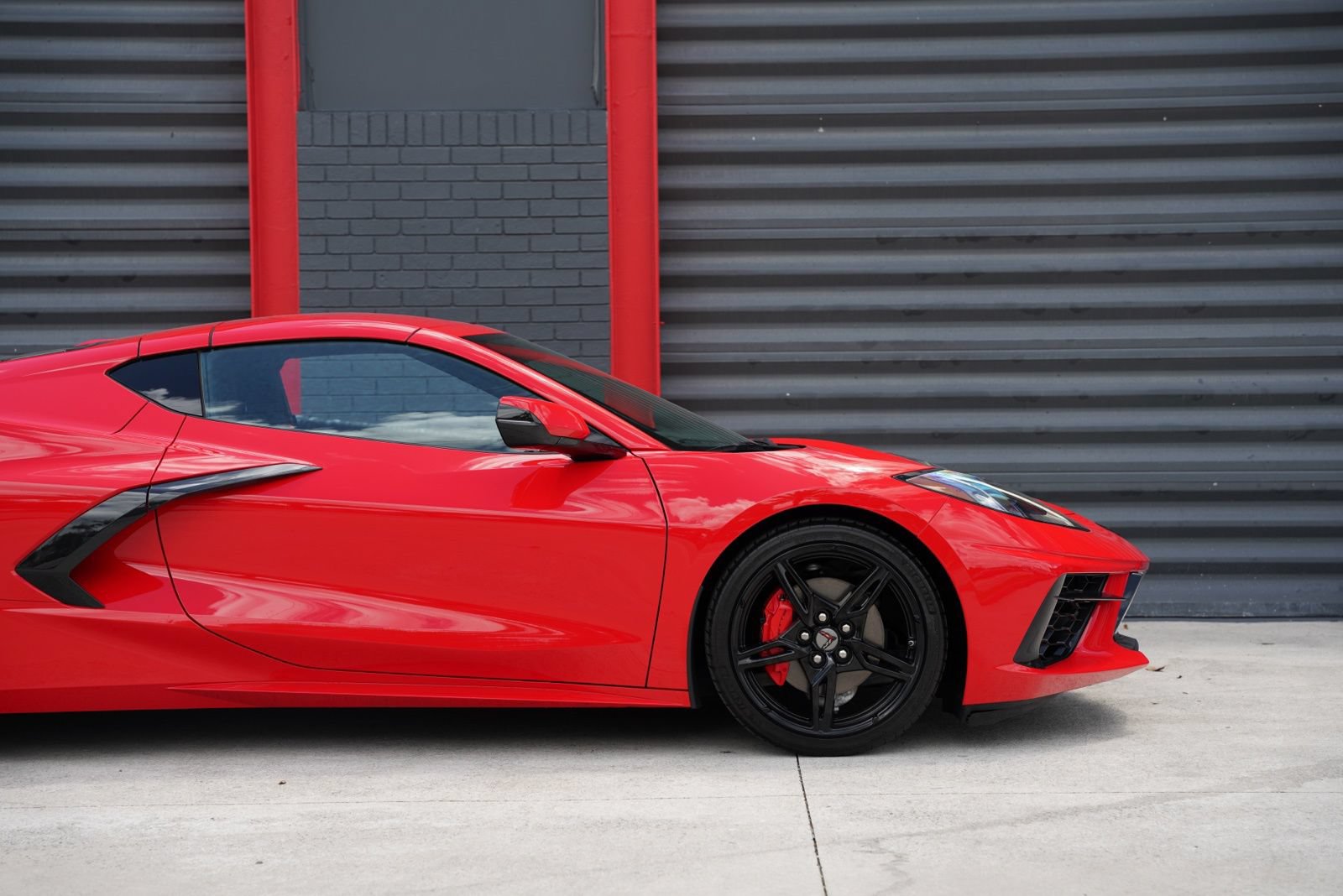 Used 2023 Chevrolet Corvette Stingray Premium Cpe w/ 3LT RWD image 3