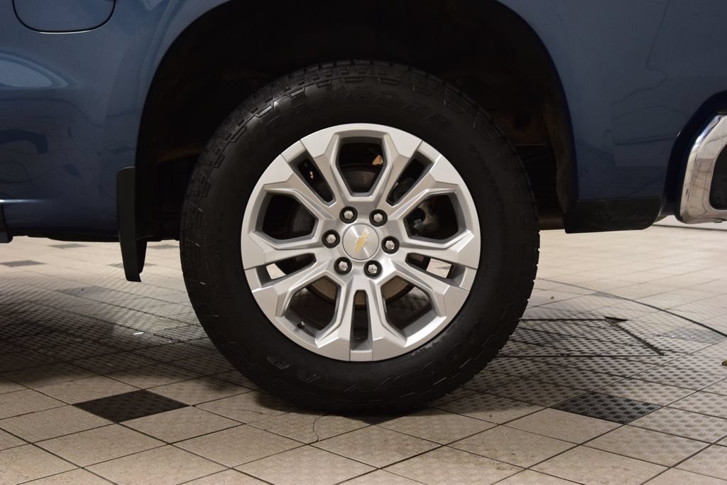 Used 2024 Chevrolet Silverado 1500 LTZ w/ LTZ Premium Package AWD/4WD image 27