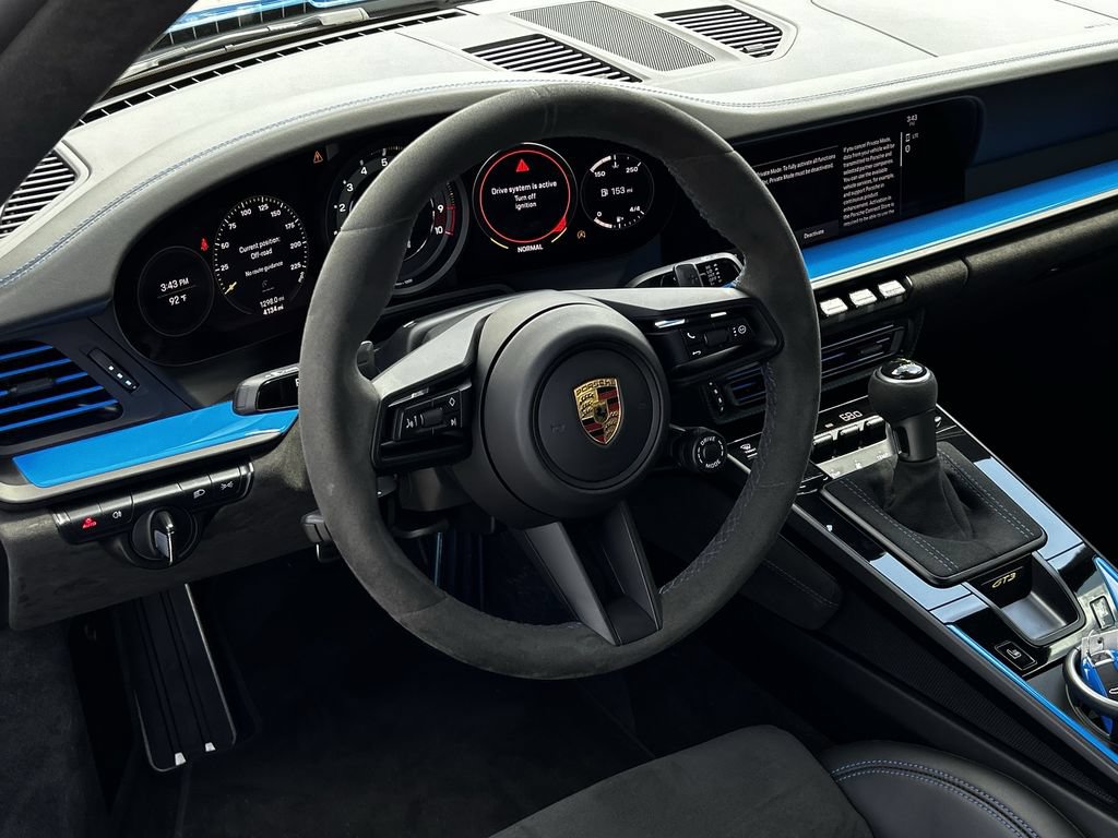Used 2022 Porsche 911 GT3 RWD image 15