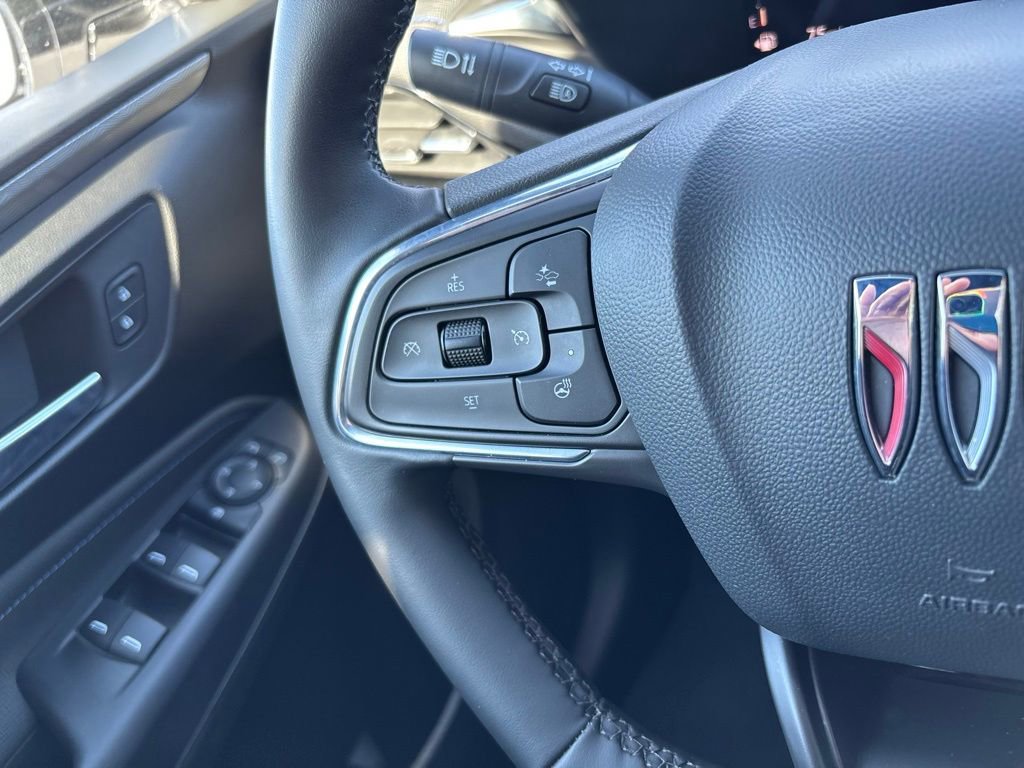 Used 2024 Buick Envista Sport Touring w/ Convenience I Package image 31