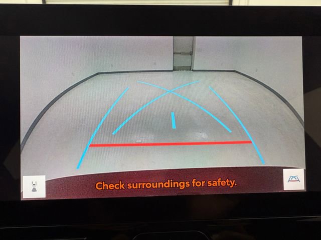 Used 2024 Toyota Venza XLE image 20