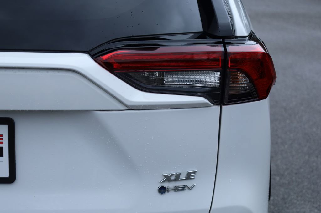 Used 2025 Toyota RAV4 XLE image 23