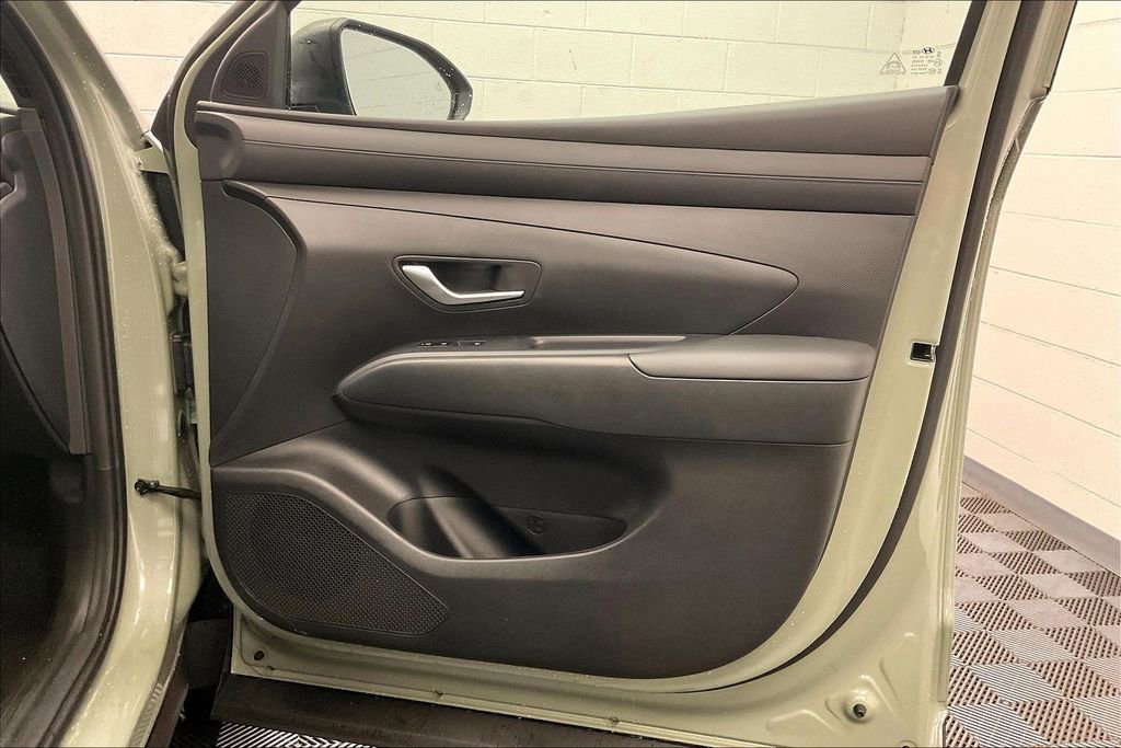 Certified 2026 Hyundai Santa Cruz SE image 21