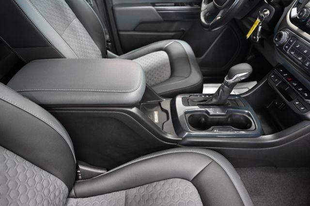 Used 2022 Chevrolet Colorado Z71 AWD/4WD image 21