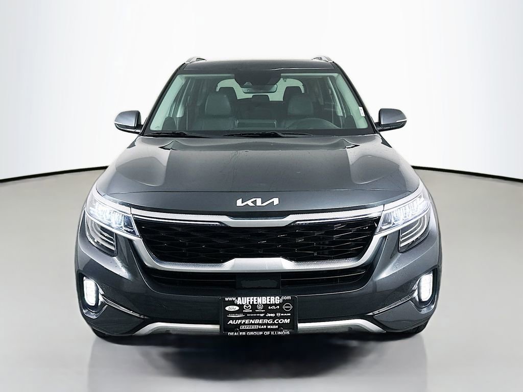 Used 2023 Kia Seltos SX w/ SX Sunroof Package AWD/4WD image 2