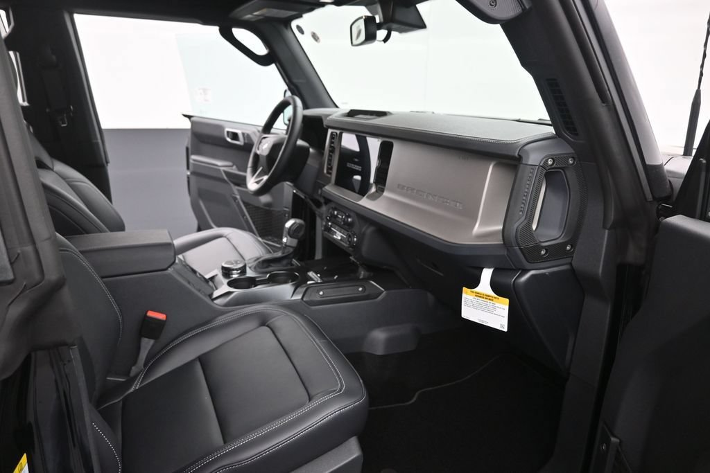 New 2026 Ford Bronco Outer Banks AWD/4WD image 24