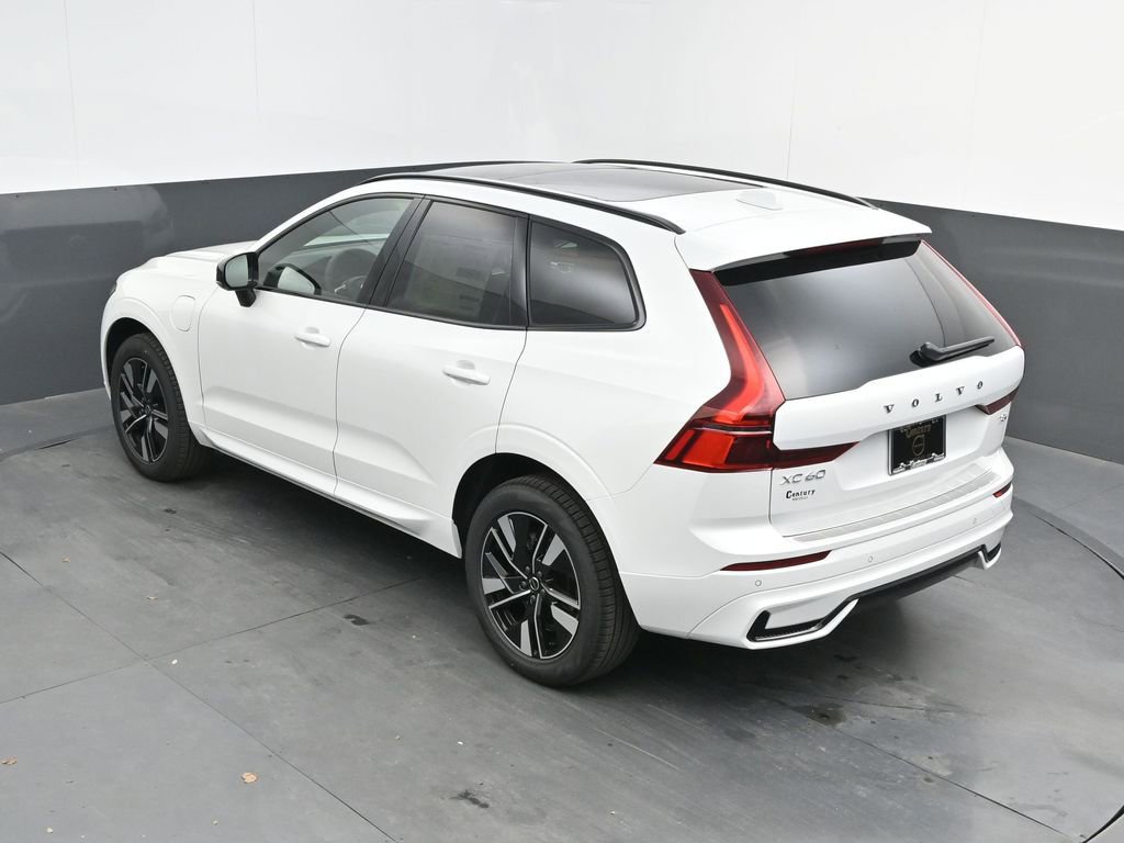 New 2026 Volvo XC60 T8 Core w/ Climate Package image 26