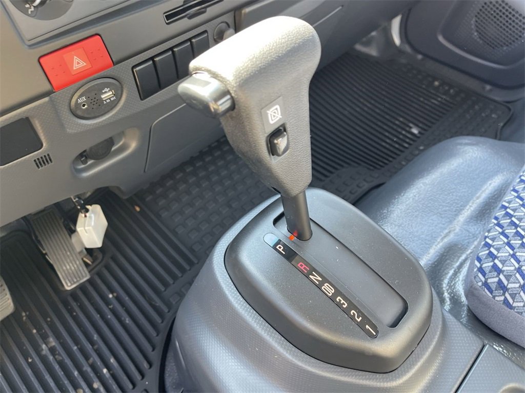 New 2024 Chevrolet Low Cab Forward 5500XG image 15