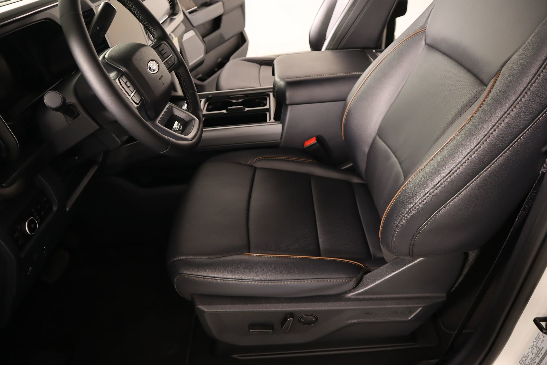 Used 2026 Ford F250 Lariat w/ Chrome Package image 12