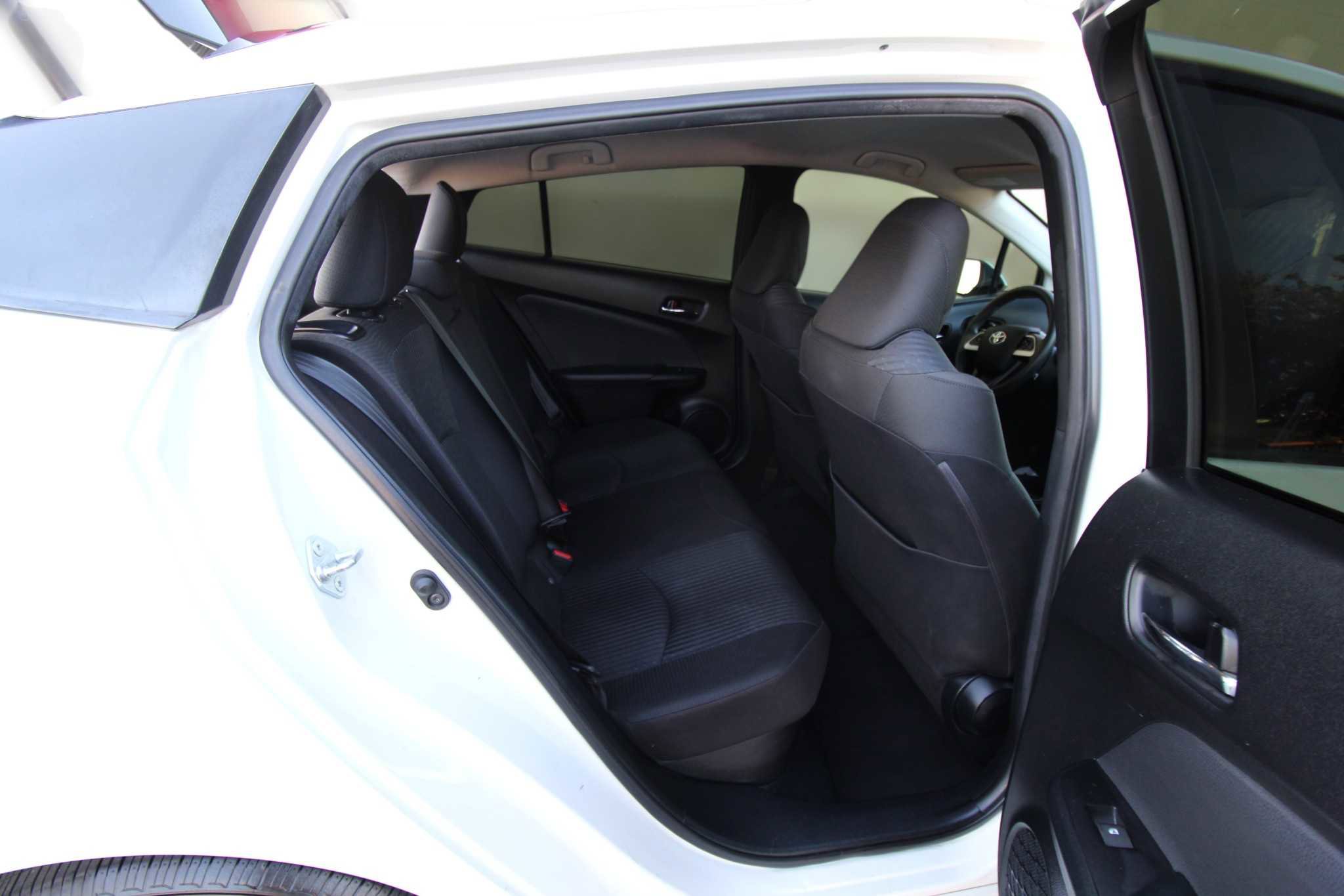 Used 2016 Toyota Prius Two image 19