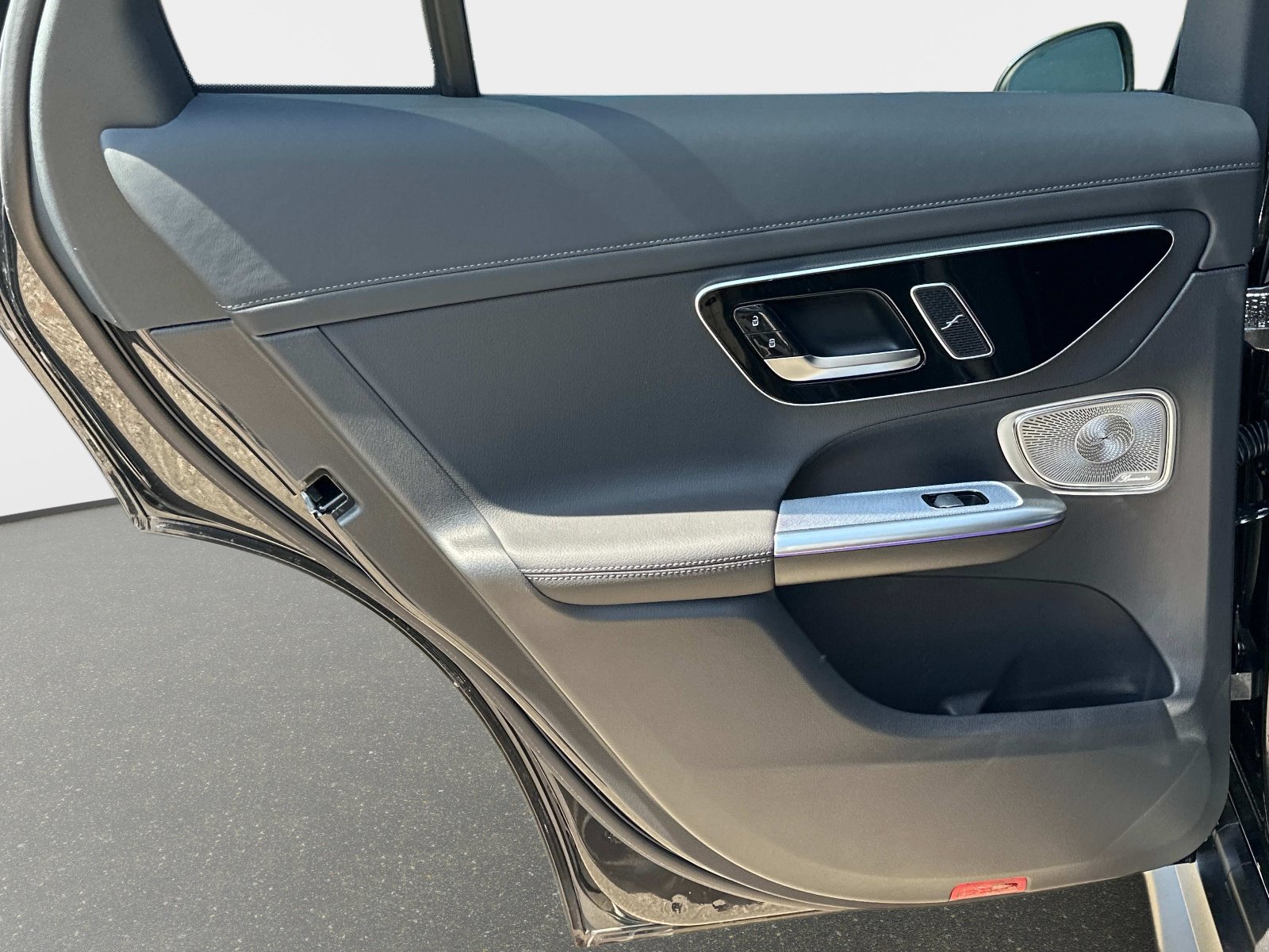 New 2025 Mercedes-Benz GLC 350e 4MATIC image 13