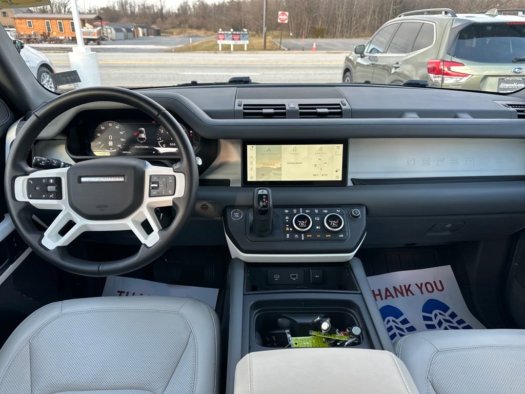 Used 2024 Land Rover Defender 110 S image 17