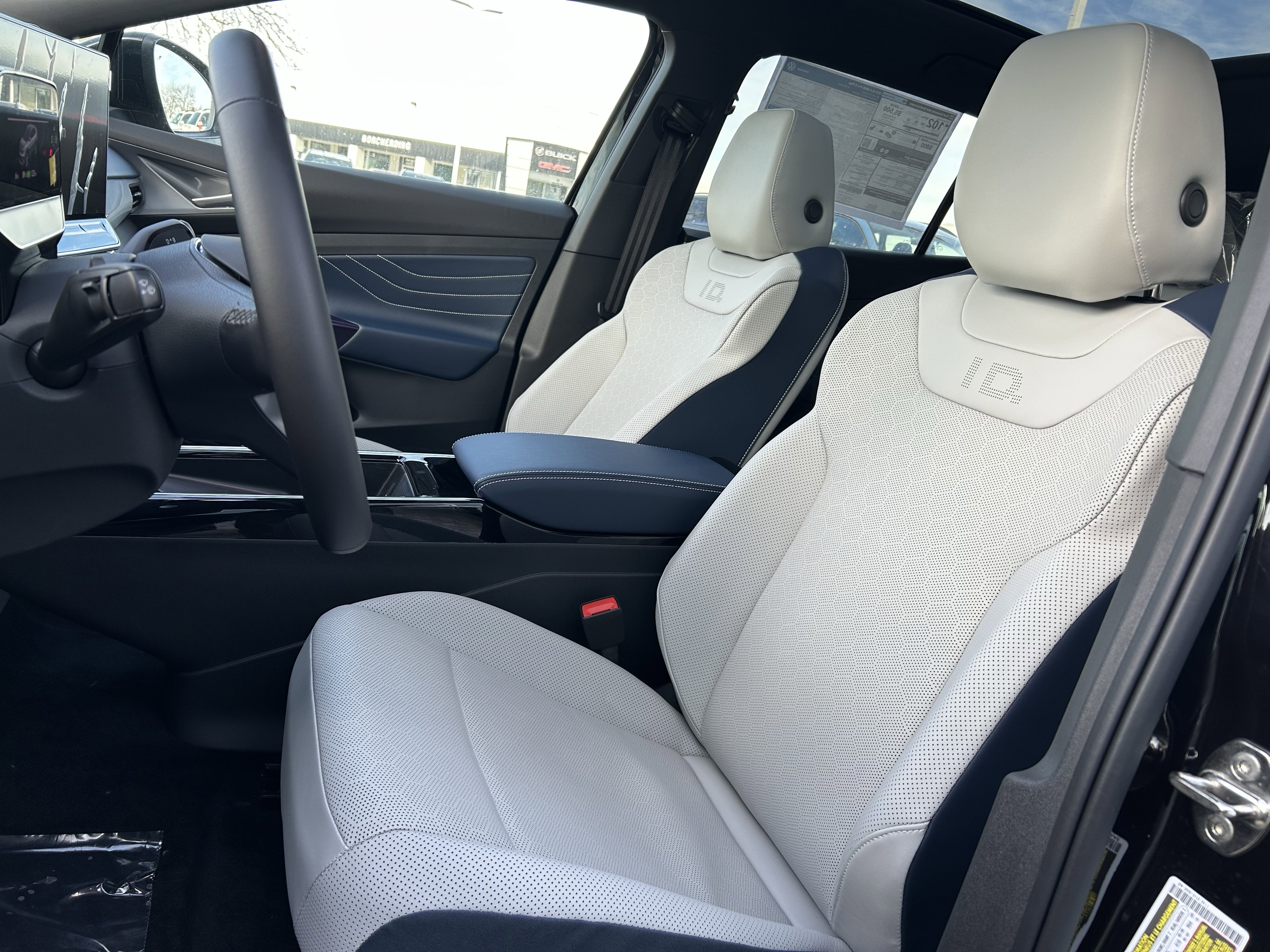 New 2025 Volkswagen ID.4 Pro S Plus image 21