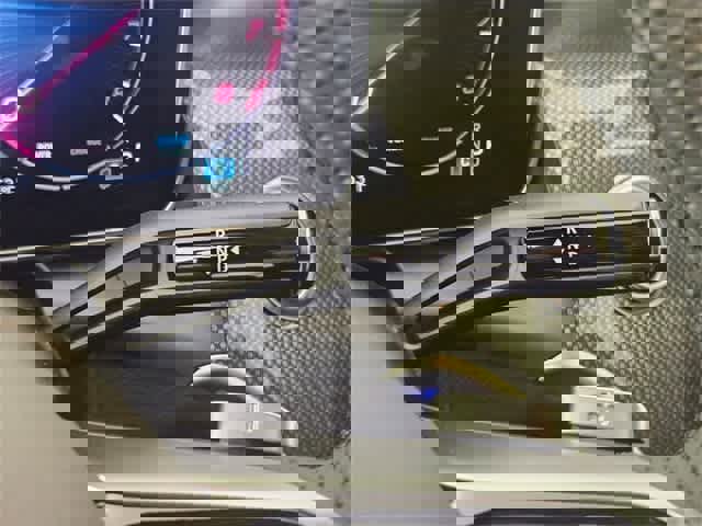 Certified 2025 Mercedes-Benz GLC 300 4MATIC image 28