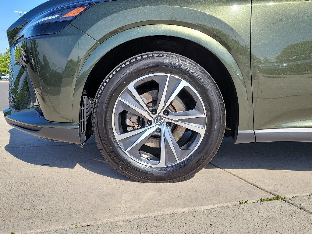Used 2023 Lexus RX 350 Premium w/ Accessory Package (Z1) AWD/4WD image 9