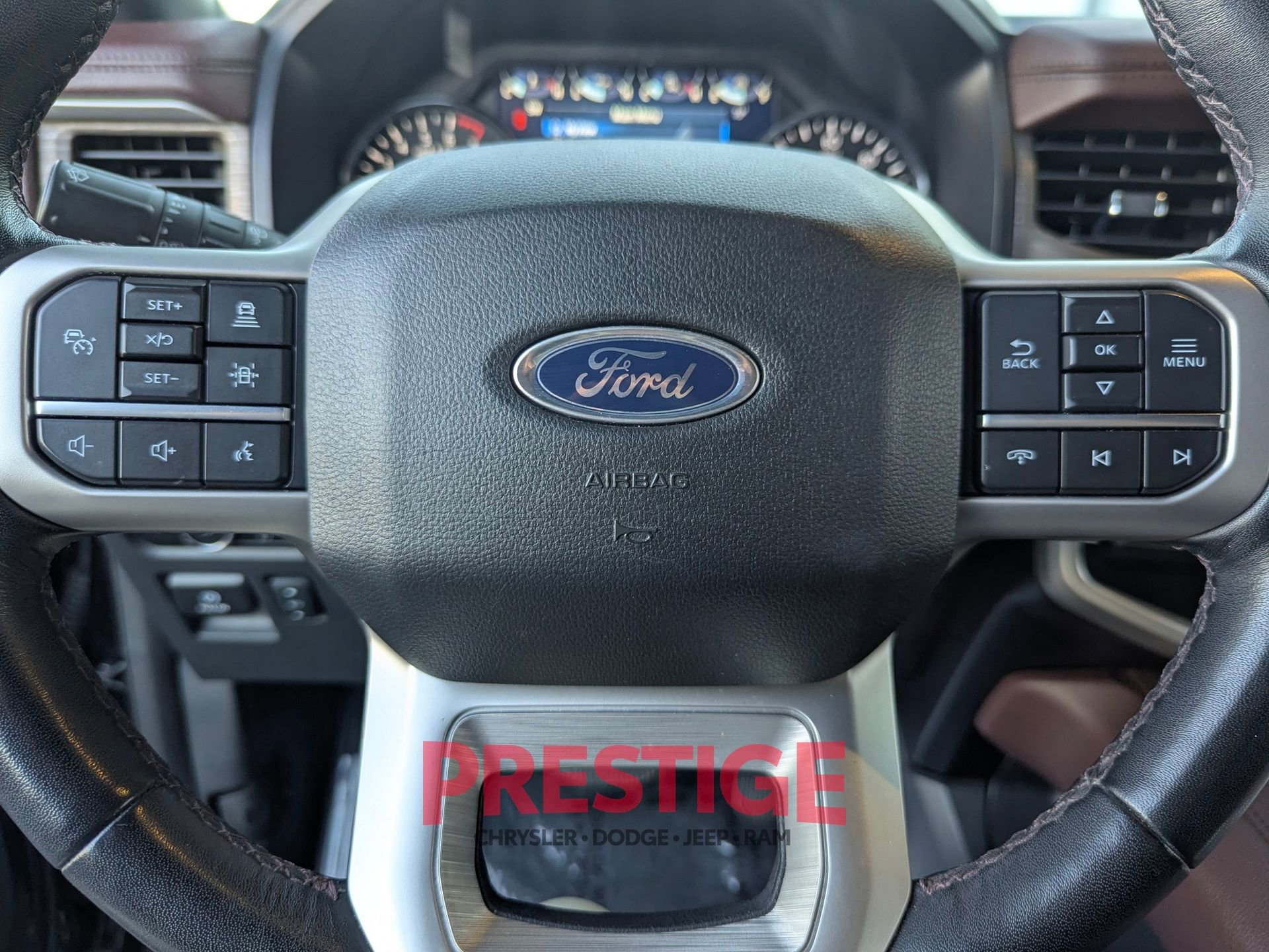 Used 2024 Ford Expedition Limited RWD image 17