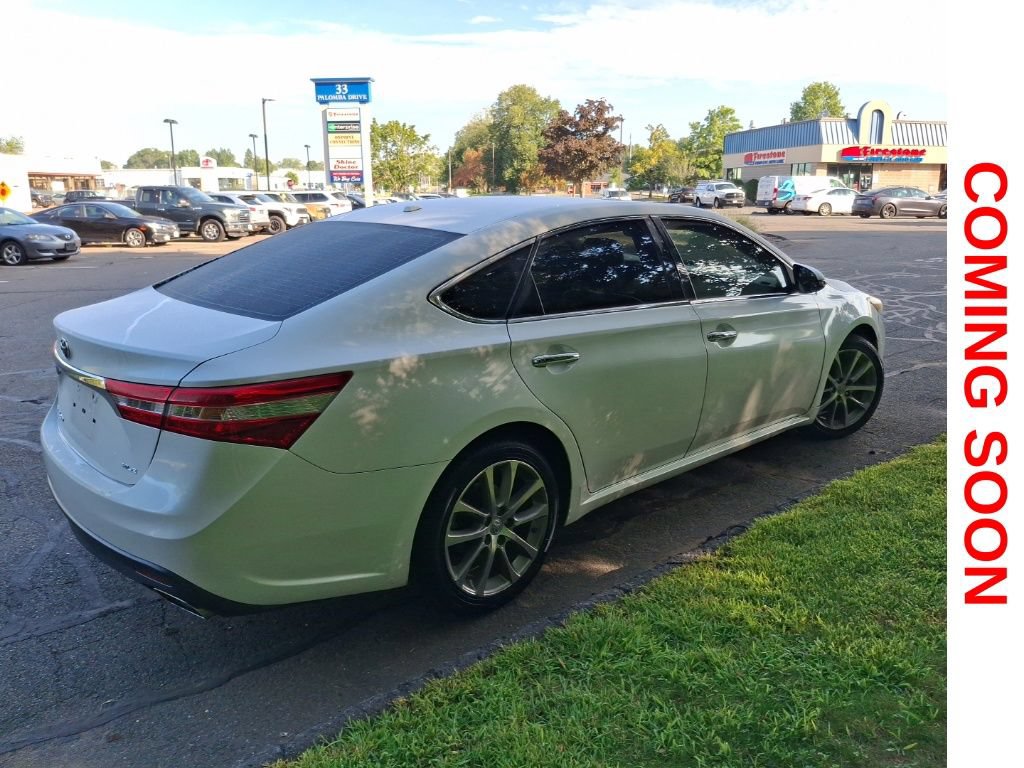 Used 2015 Toyota Avalon XLE Touring FWD image 7