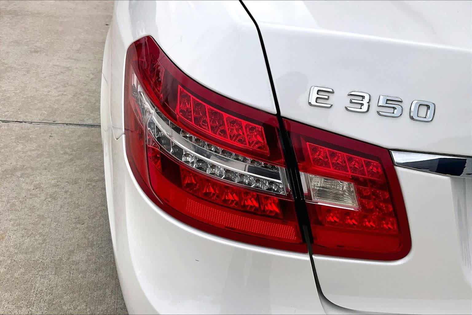 Used 2011 Mercedes-Benz E 350 Sedan image 24