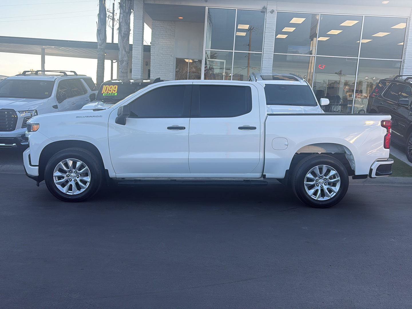 Used 2022 Chevrolet Silverado 1500 Custom RWD image 4