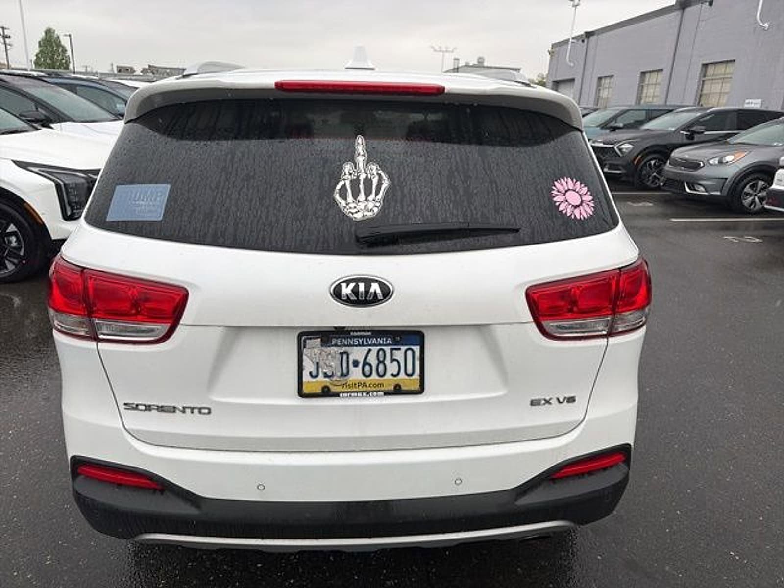 Used 2017 Kia Sorento EX AWD/4WD video 3