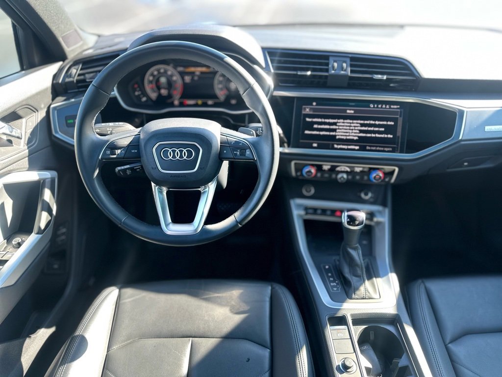 Used 2023 Audi Q3 2.0T Premium Plus w/ Premium Plus Package image 11