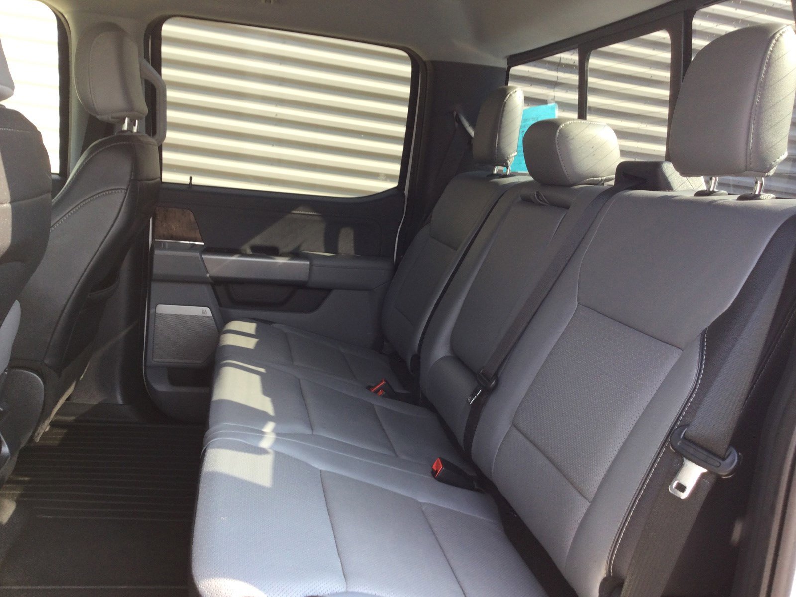 Used 2022 Ford F150 Lariat w/ Max Trailer Tow Package image 6