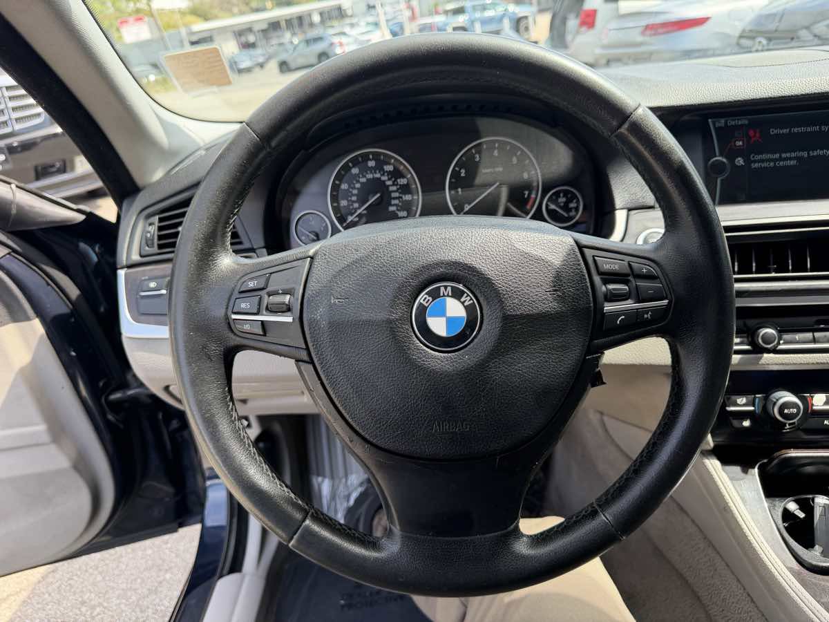 Used 2011 BMW 535i Sedan RWD image 18