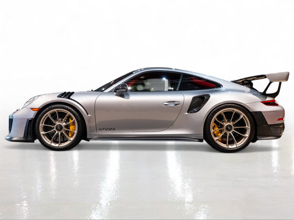 Used 2018 Porsche 911 GT2 RS RWD image 3
