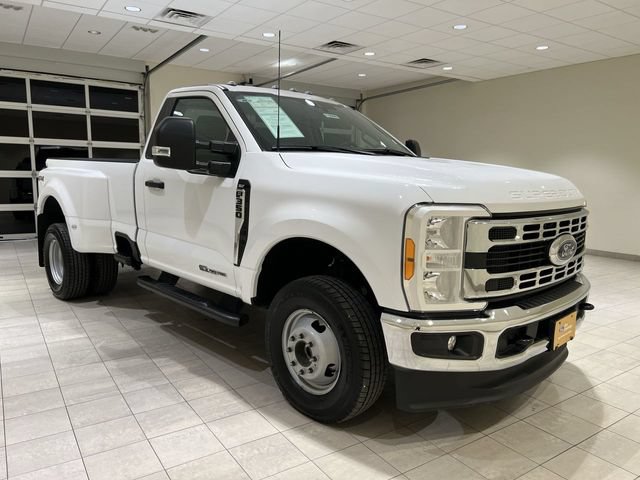 Used 2023 Ford F350 XLT AWD/4WD image 7