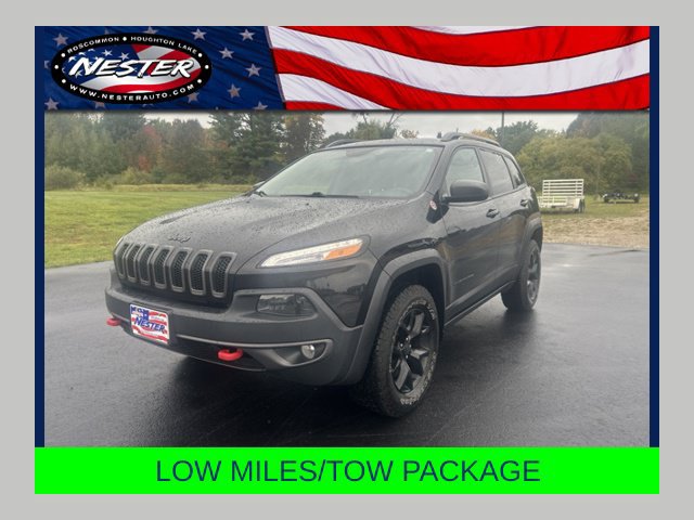 Used 2017 Jeep Cherokee Trailhawk w/ Comfort & Convenience Group