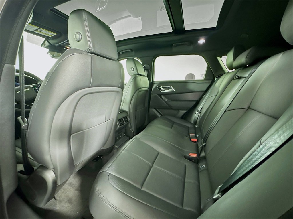 New 2026 Land Rover Range Rover Velar Dynamic SE image 23