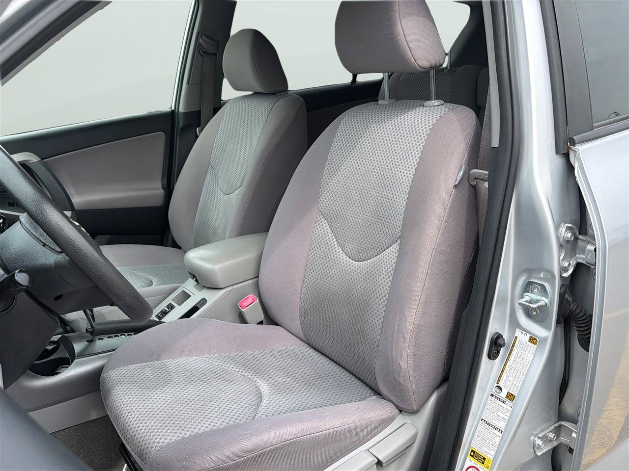Used 2008 Toyota RAV4 4WD image 12