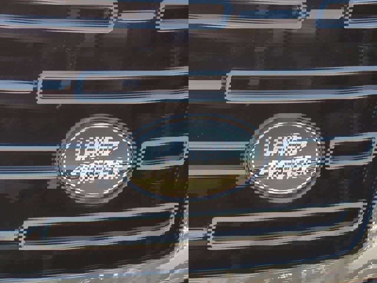 New 2025 Land Rover Range Rover SE image 11