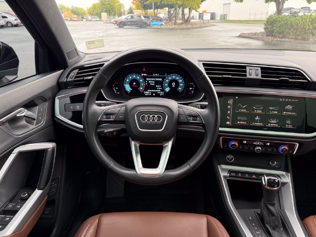 Used 2023 Audi Q3 2.0T Premium w/ Convenience Package AWD/4WD image 22