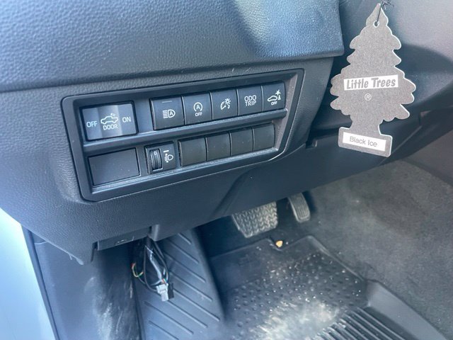 Used 2022 Toyota Tundra SR5 w/ Convenience Package RWD image 23