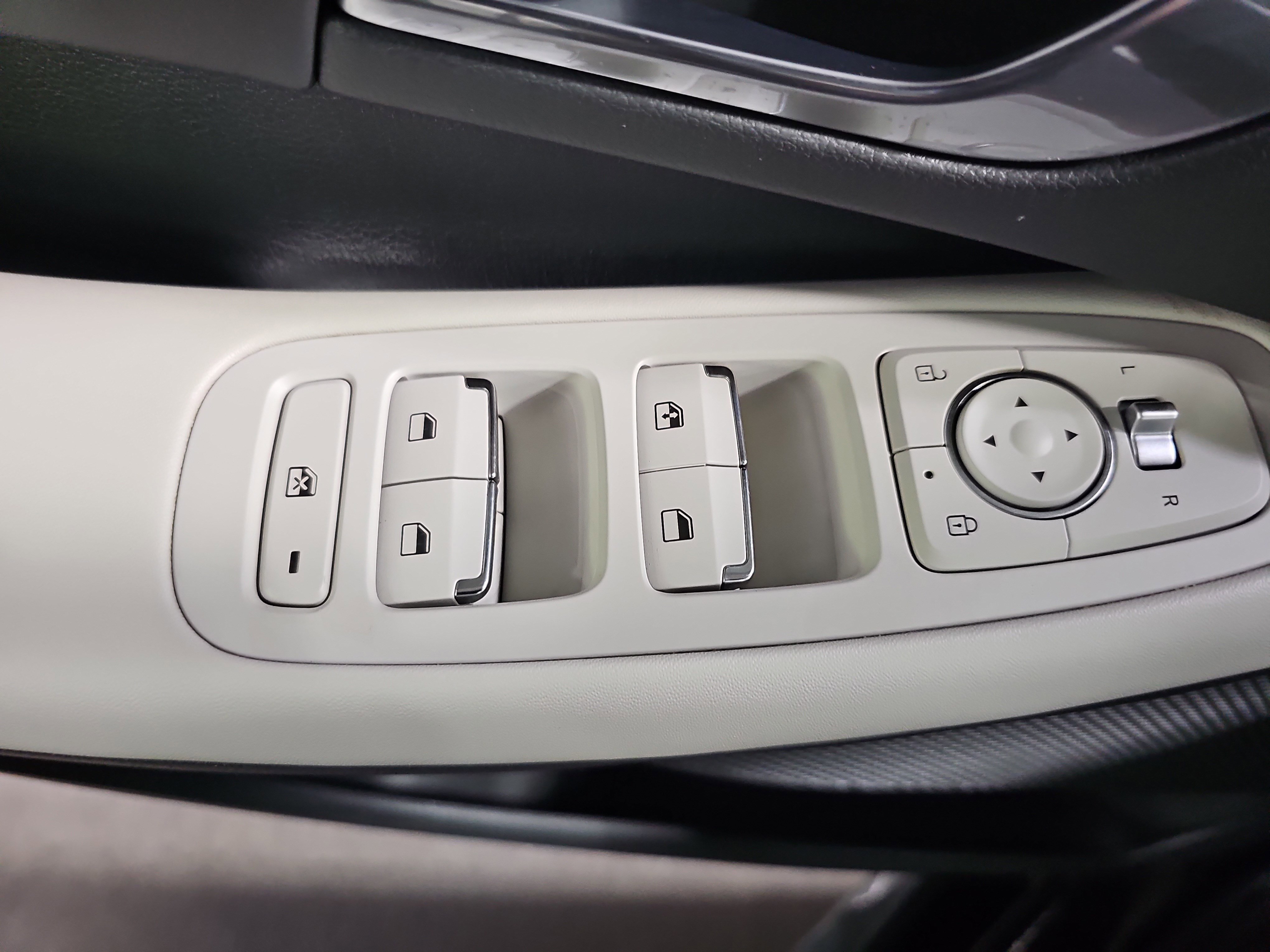 Used 2023 Hyundai Sonata Blue FWD image 29