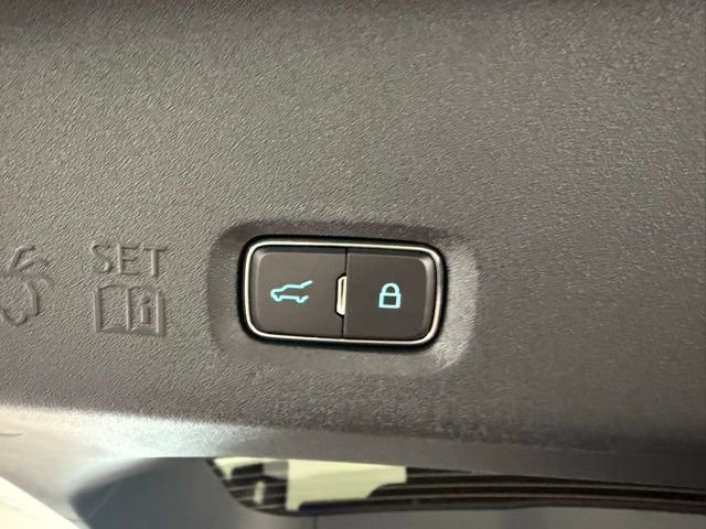 New 2026 Ford Expedition Platinum image 10