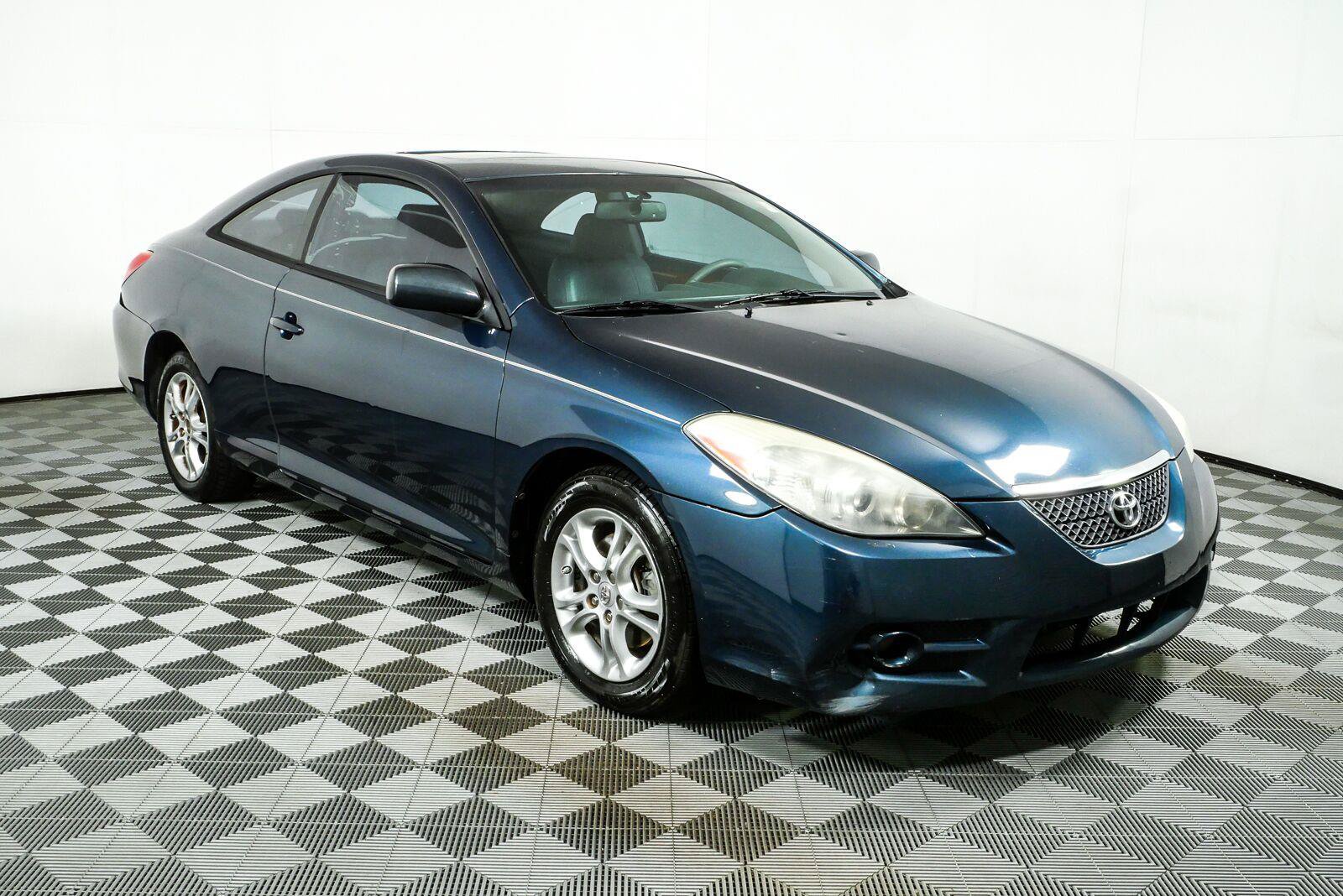 Used 2007 Toyota Solara SLE FWD image 1
