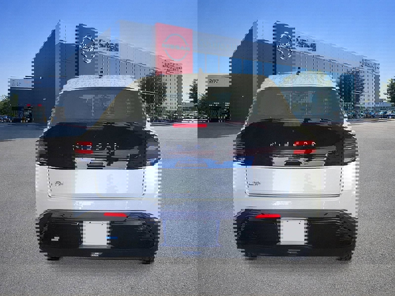 New 2026 Nissan Leaf SV+ w/ Floor Mat Package (SV+) image 4